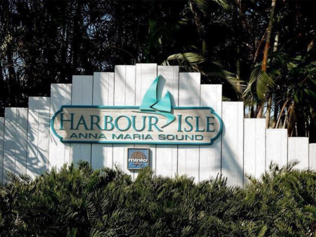 Harbour Isle Anna Maria Sound entrance sign